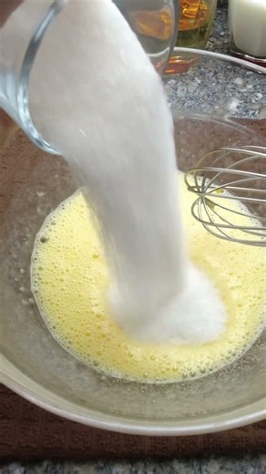 Super Soft Vanilla Cake – No Fail Recipe for Beginners