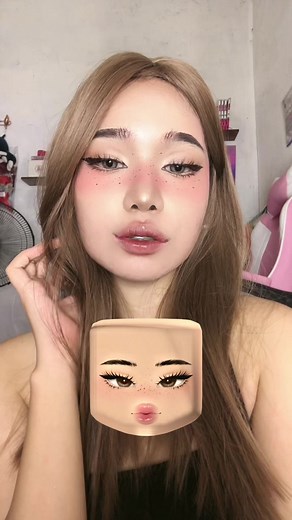 from my makeup therapy last night🫶