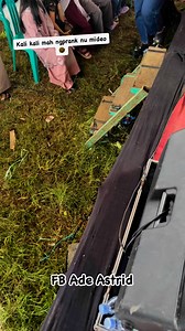 50K views · 1K reactions | Kali kali mah ngeprank nu mideo tamu undangan #adeastrid #adeastridreal #gerengsengteam #gerengsengkeun #fyp | Ade Astrid | Facebook