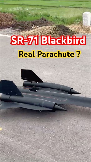 SR-71 RC Jet Parachute Deployment — Just Like the Military!