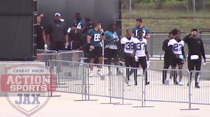 1M views · 10K reactions | Welcome #85 to the team -- Tim Tebow!  He signed with the Jacksonville Jaguars this morning as TE: bit.ly/3f5Cr6J | Action News Jax | Facebook