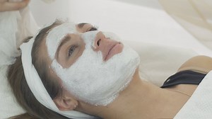 Applying a face mask in a Beauty Salon - Free Stock Video