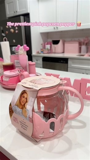 Newest addition to my Pink kitchen 🎀 pink popcorn popper 🍿 #pinkaesthetic #pinkfinds #pinkkitchen | Roderica Scott