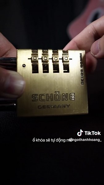 Unlocking Door with Dog's Bite | Blue Lock Challenge