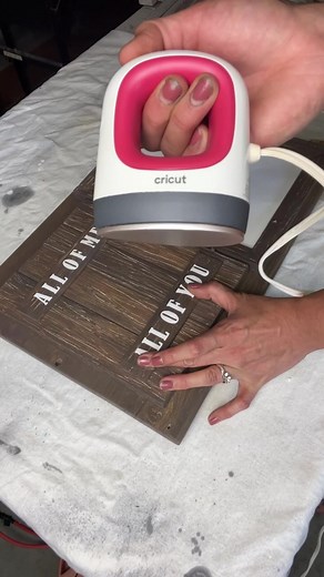HTV Vinyl for Wood Surfaces: A Game Changer for Crafty Projects