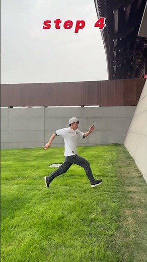How to complete a 3-step wall backflip #parkour #stunt #extremesports #sports #backflip #flip