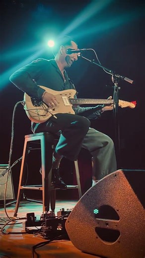 “Walk Your Way Out of This Town” Live Worcester MA #vintagevibes #americana #rootsmusic #livemusic