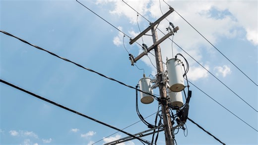 Thousands of Xcel customers still without power Tuesday morning