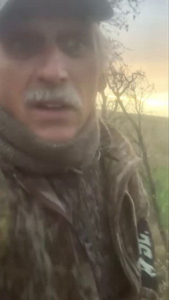78K views · 1.9K reactions | Look who’s 25 feet up in a tree, saddle hunting! This Old dog is learning something new. Mossy Oak Swhacker Broadheads | Hank Parker | Facebook