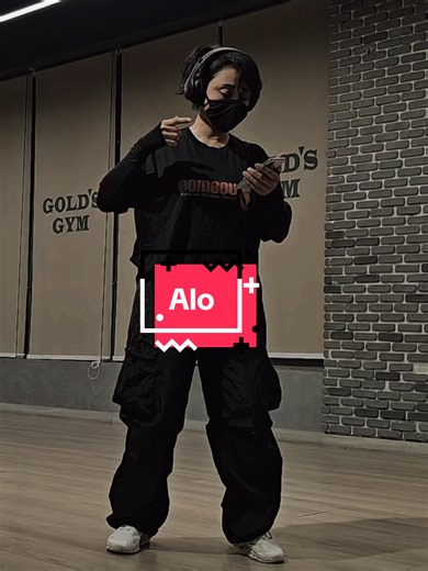 Pantomime Dance Trends with Robotics