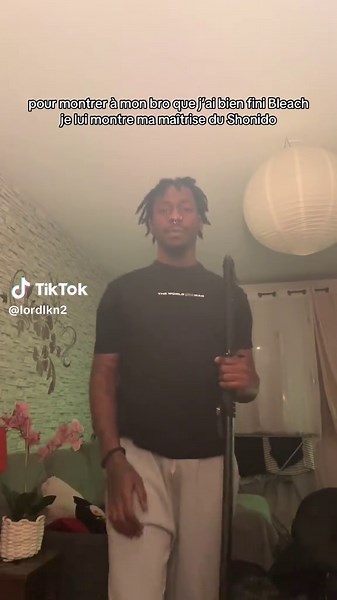 Le sound effect du Sonido/Shunpo est juste incroyable surtout dans l’ancienne version #bleach #bleachanime #sonido #sonicwave #shunpo #fyp #pourtoi