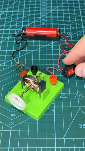 Real Working Electric Motor Model in the Miniature #tech #diy #shorts #electric