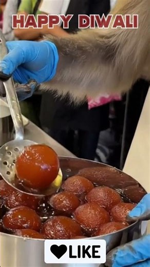 Monkey at Indian Bakery: Packing Gulab Jamun & Murukku | Documentary 🍲 | Tasty & Fresh Meals