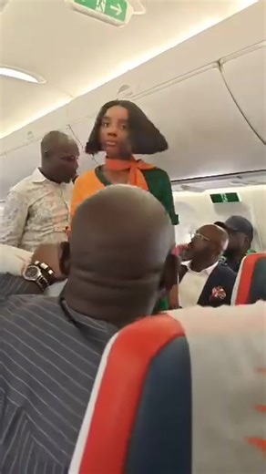4.2K views · 16 reactions | Pickpocket inside plane...that's why I dey like small hand luggage and once I put anything put , if I notice u want to carry ur bag I must stand up to see ...Check if na Ur Man be this Sha | Amaka Stella Mokwunye | Facebook