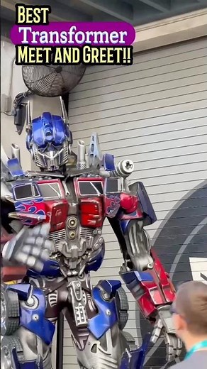 Orlando Universal Studios! Transformers Meet & Greet! Optimus Prime! #universalparks #transformers