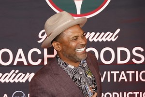 Mike Epps Clowns Katt Williams, "Jealously" Jokes About His "Fake" Fendi Jacket