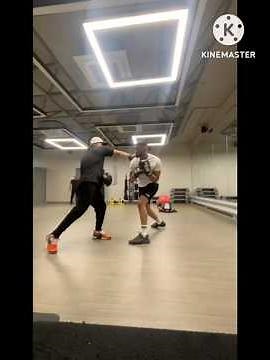 Basic Boxing Footwork and Combinations! 🥊 | Boxing Training for Beginners