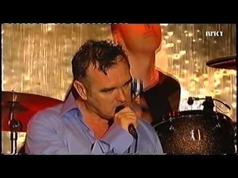 Morrissey - Girfriend in a Coma (live)