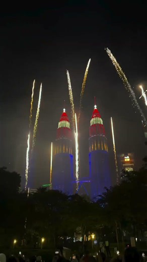 Le succès aime le silence.