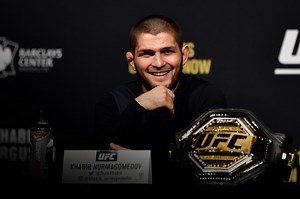 Nurmagomedov on McGregor's last fights: "He looked like a scared chicken"
