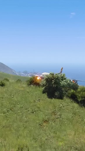 11M views · 24K reactions | Airbus A380 aircraft engine fire_ emergency landing #flight #reelsfb #landing #aircraft #strength #gaming | Flight Simulators | Facebook