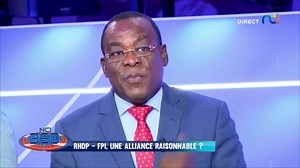 🔴🔵🔴🔵 Pascal Affi N’GUESSAN : le courage de la Paix, la constance de l’État Dans l’histoire politique de la Côte d’Ivoire, rares sont les hommes qui ont accepté de perdre le pouvoir pour sauver la Nation. Rares sont ceux qui, face à la tempête, ont choisi la Paix plutôt que l’orgueil, l’unité plutôt que la division, l’intérêt général plutôt que leur destin personnel. Pascal Affi N’GUESSAN est de ceux-là. Son parcours n’est pas celui du bruit, mais celui du courage silencieux. Pas celui de la 