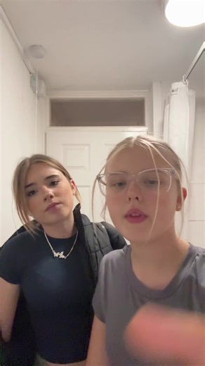 marleyspams (@marleyspamsssx)’s videos with The Middle - Zedd & Maren Morris & Grey