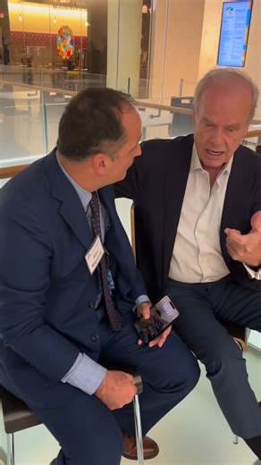 With Kelsey Grammer. Here he was telling me a story of an atheist who had a NDE (Near Death Experience). He loves Jesus so much he started crying when I shared my testimony of meeting our Lord and Savior as an atheist. | Alex Blagojevic