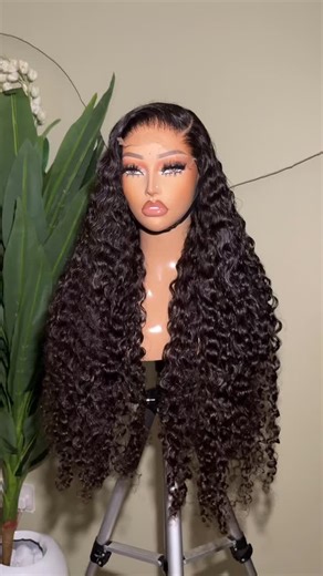 Mizteemah hair /Wig Store | Raw curly LENGTH; 30inches LACE; 6x6 HD LACE DENSITY; 3bundles used PRICE; £450 | Instagram