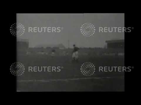 1928 FOOTBALL: Cardiff beaten 2-1 at Notts Forest
