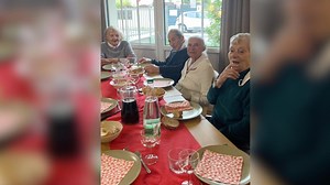 Vidéo. « L’Ehpad c’est un mouroir, ici c’est familial », ils ont entre 74 et 93 ans et vivent dans une colocation géante