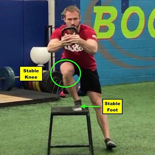 Single leg squats are 🔑 for every strength athlete! #squat #powerlifting #oly #weightlifting #crossfit #gym #fit #fitness #fyp