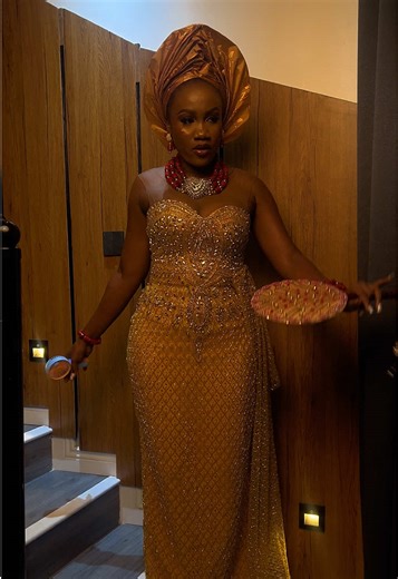 A little process and fitting video of my December bride. We’re now taking 2026 sewing jobs, for your birthday, reception dresses, traditional dresses, etc. Send a DM now. #tailorsinnigeria #naijatailors #igbobride #fashiondesignerinportharcourt #traditionalwedding