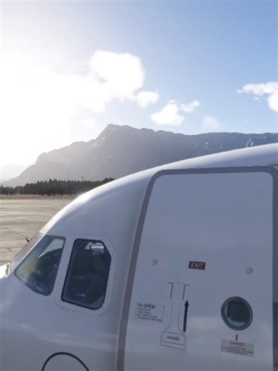 Ever waited in an Aircraft without any visible Reason? | Aviation Explained in 1 Minute | #slots #delay #aviation | Music from #InAudio : Chill Fashion Lo-fi by unfeel [No Copyright Music] / Sweet Talk