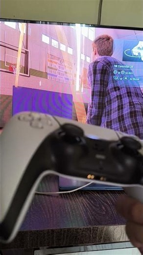 SPIDERMAN -2 Playing basketball with dual sense controller. #ps5 #gaming #spiderman