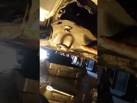 2003 Honda CRV oil pan gasket replacement