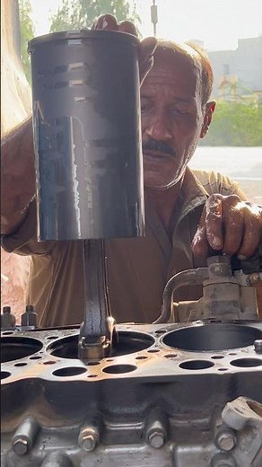 How to Repair Piston Sleeve and Rings in 6 Cylinder Diesel Engine #shorts