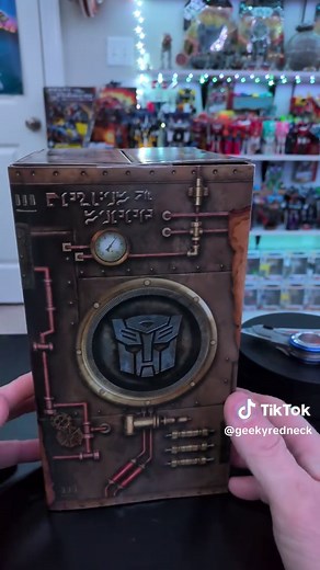 Optimus Prime and Starscream Timelines 2 Pack Review