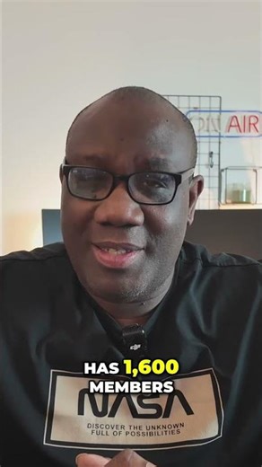 Niche Communities Grow: Oracle Cards Magic & Connections #shorts