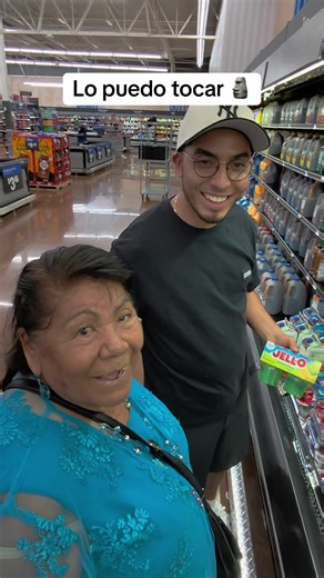 Broma a mi suegra #humor #bromas #hombres #fyp | prank gone wrong