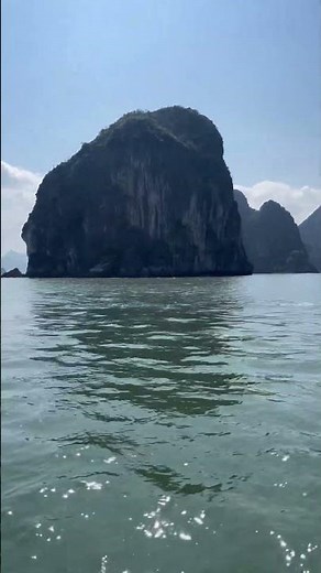 Vietnam's Hidden Crystal Waters Will Mesmerize You #halong #boattour #nature