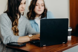 Is Your Student Ready for a Computer Upgrade? 3 Tips for Buying a New Computer for Your Student