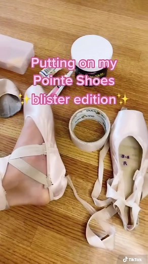 Usually I slap on a toe pad and call it a day #ballerina#123PandoraME#feet#blister