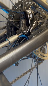 How to bleed Hydraulic Disc Brake. Don’t forget to hit follow for more inspiring content like this... @bike.muenchen The best road bikes at the best prices @derrecyclist #bike #fahrrad #fahrradreparatur #bikehack #derrecyclist #bike_münchen | Bike Muenchen