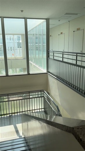 See Kobe U - 響く、鶴二キャンパス / In tune at Tsurukabuto 2nd Campus