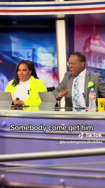 Somebody come get this man #workfriends #breakingnewsbuddies #newsanchor #genz #millennial #codeswitching #morningnewsanchor #newsbloopers #bloopers #newsreporter #texas
