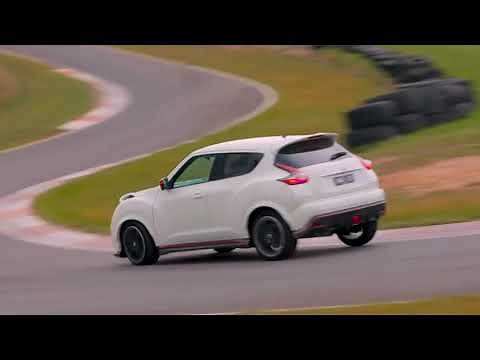 Nissan JUKE RS NISMO Driving on the track