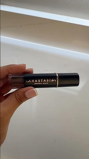 Effortlessly Flawless Brows with Anastasia Brow Gel ✨