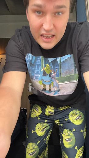 Cole sprouse deserves an award for cringiest tv show scene | Rooney Vibes