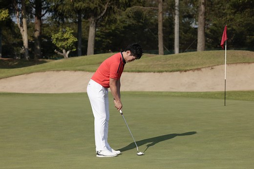 パッティングで膝は曲げない！ パットはアドレスが9割、3つの基本